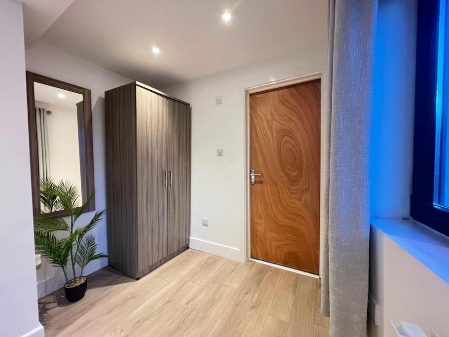 Master Suite In Central سوثامبتون المظهر الخارجي الصورة